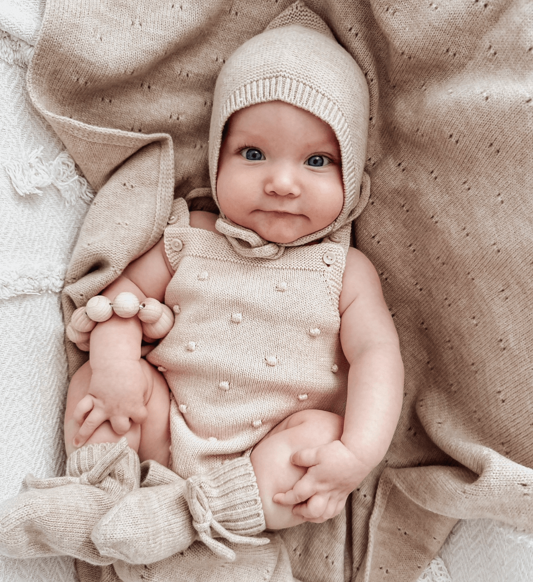 Lil' Leo Babyschuhe & Babymütze aus Merinowolle