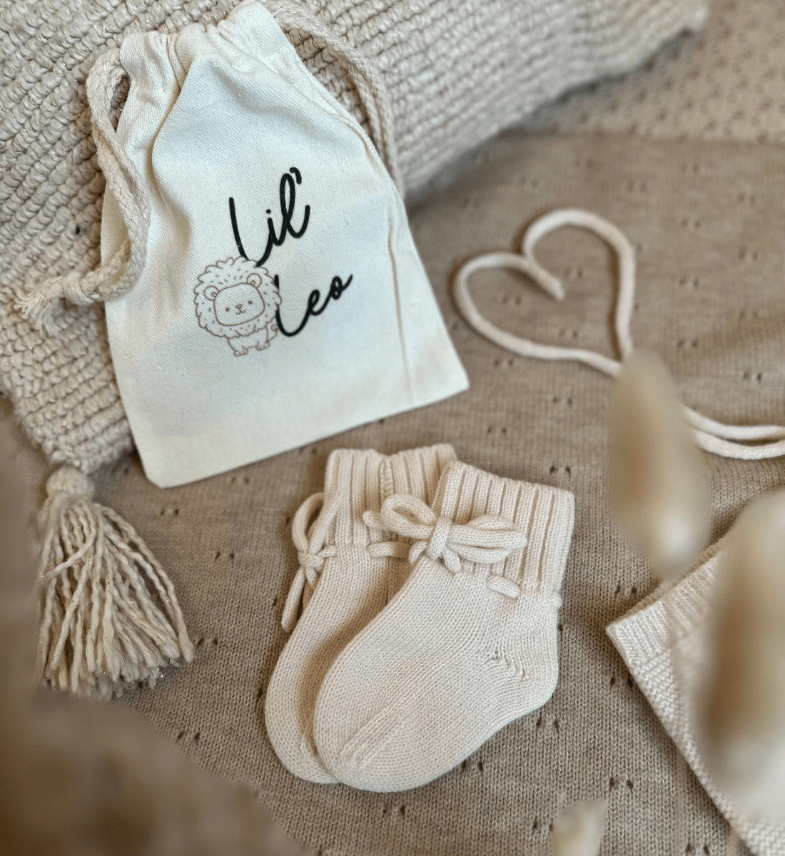 Lil' Leo: Babyschuhe Babymütze Merinowolle