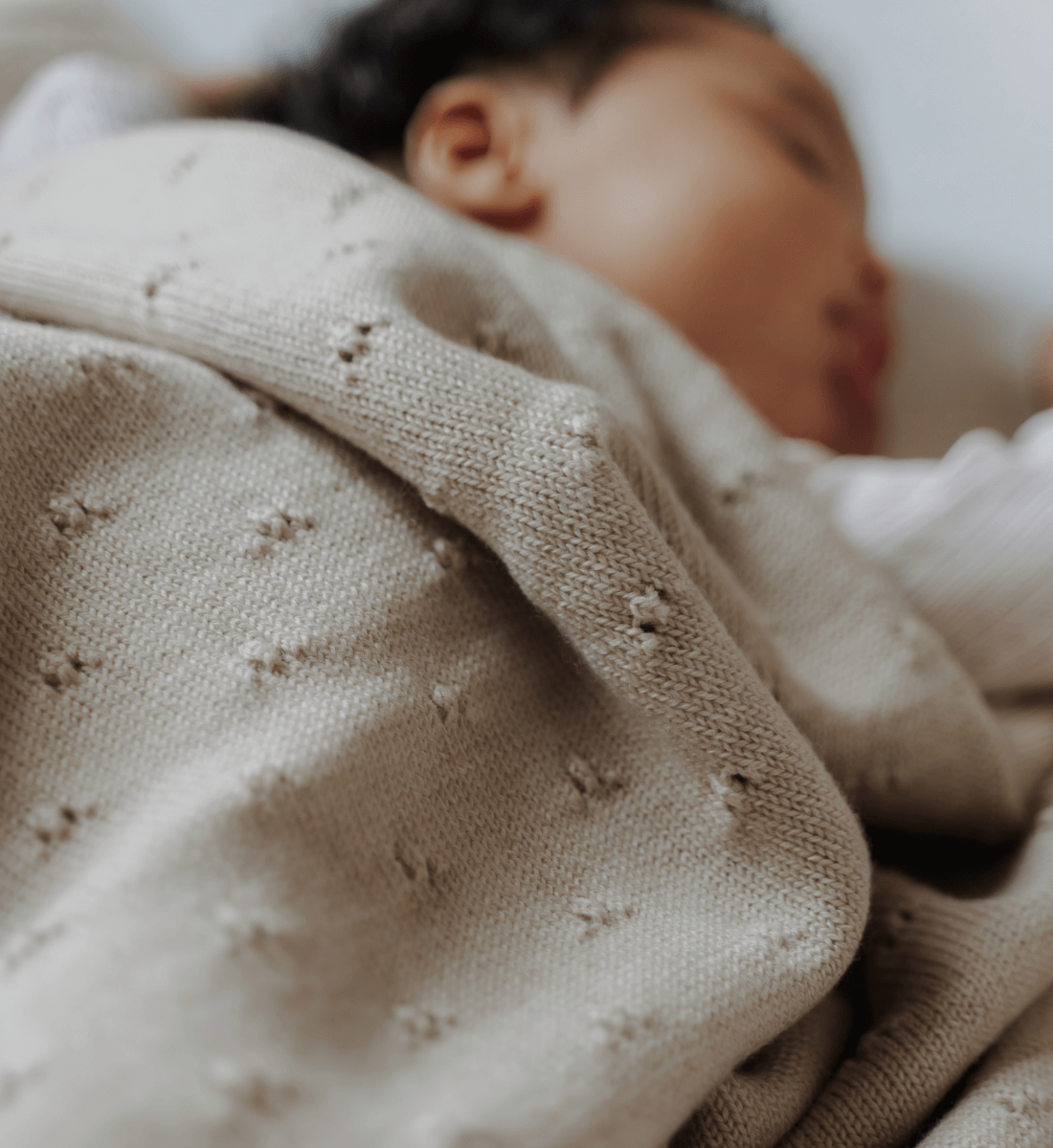 Decke 'Leo' in Sand mit Muster aus 100% Merinowolle