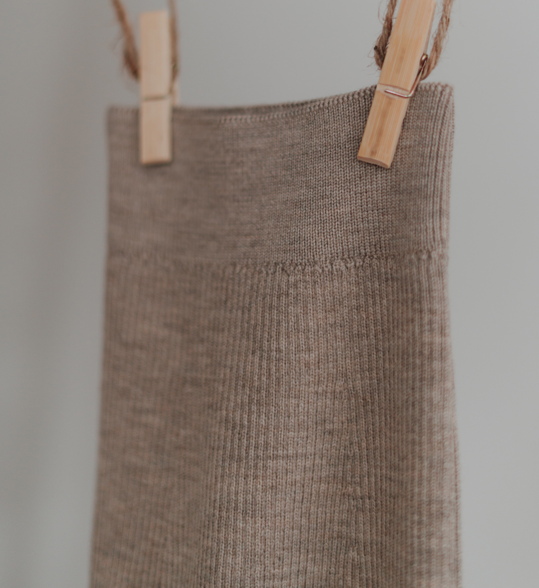 Babyleggings und Hose aus Merinowolle Lil' Leo