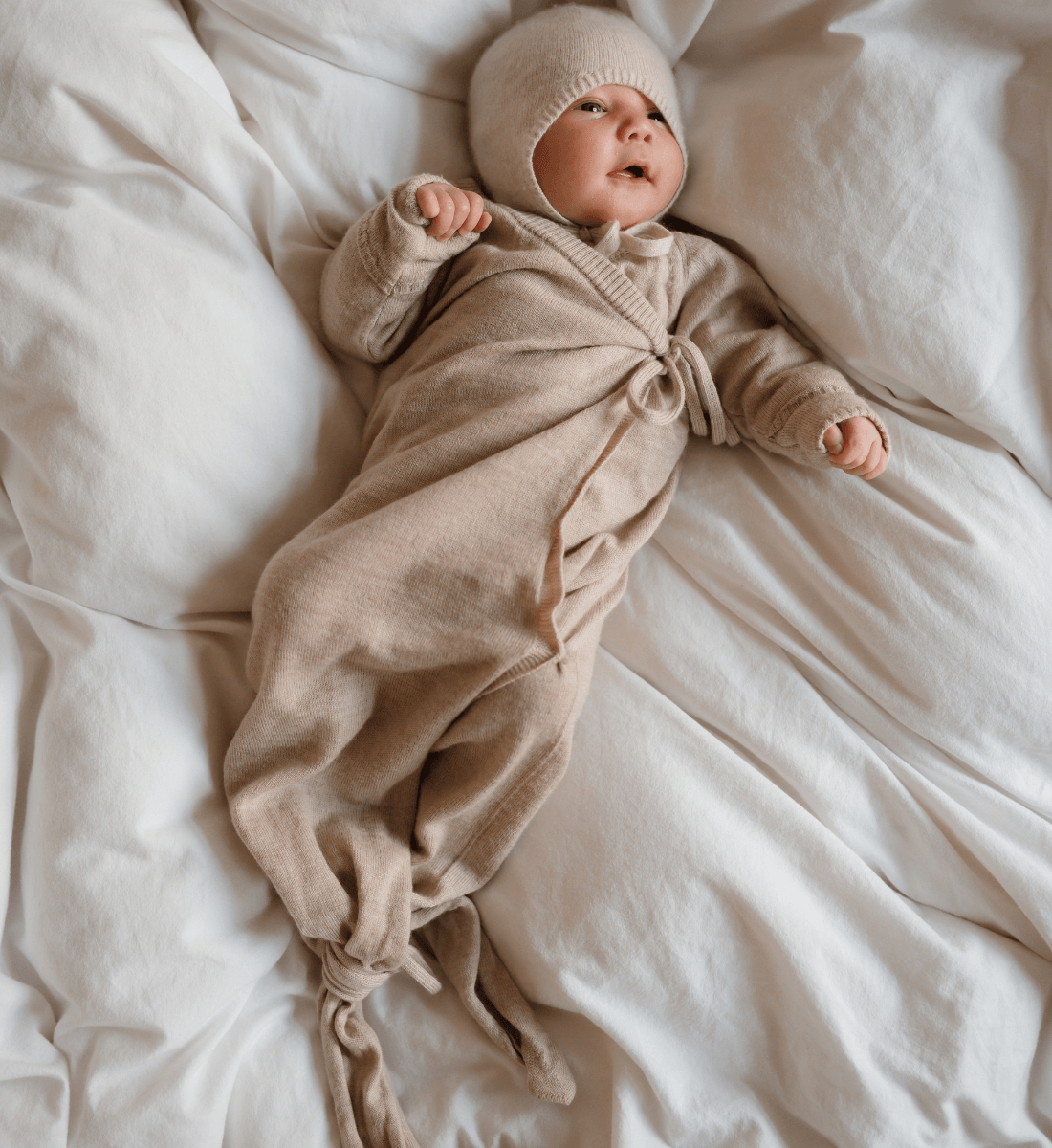 looxii schlafsack Lil' Leo: Merino Cocon in Sand aus 100% Merinowolle