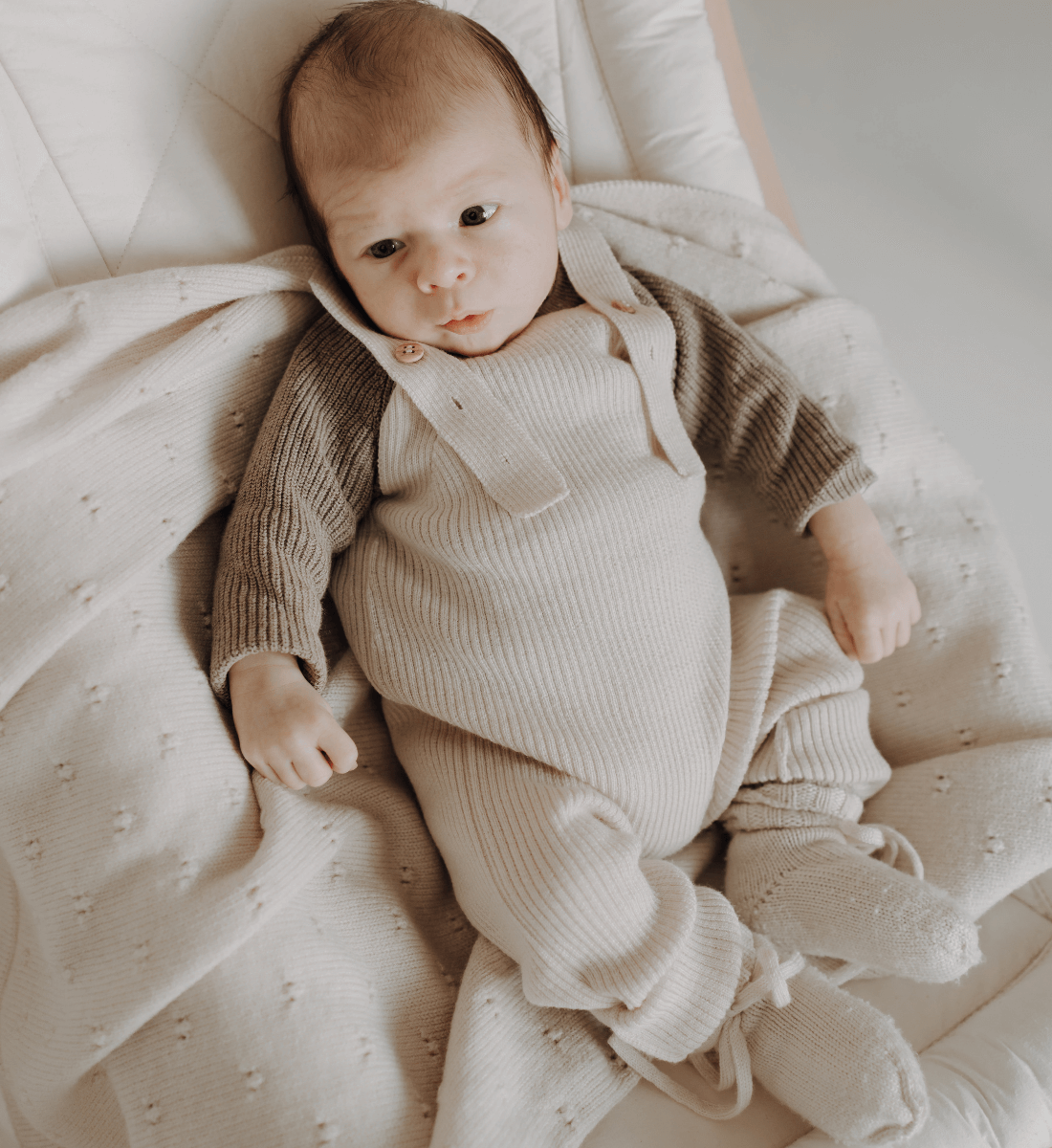 mitwachsende Latzhose aus Merinowolle Lil' Leo Babybekleidung