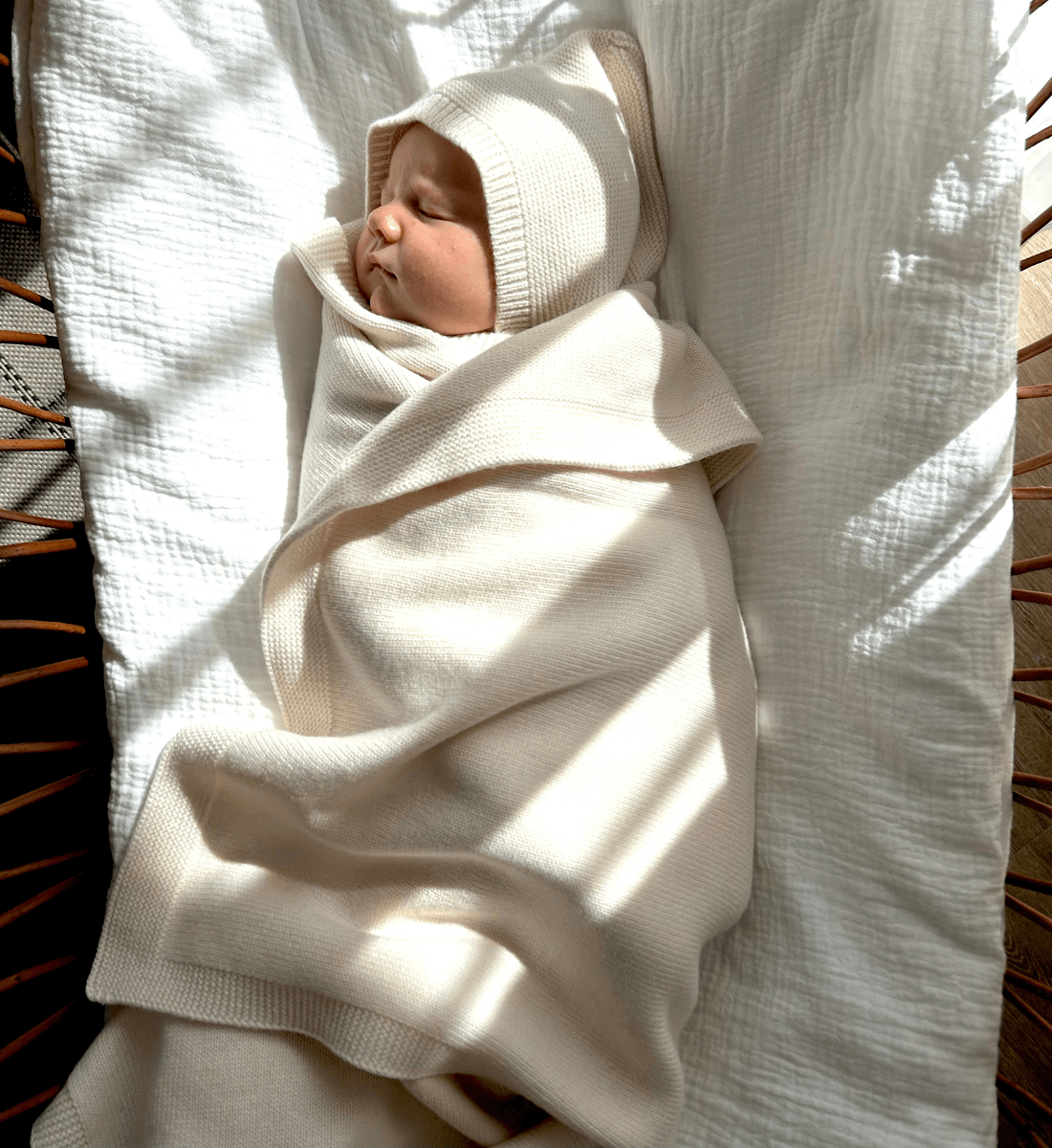 Decke in Creme aus 100% Merinowolle