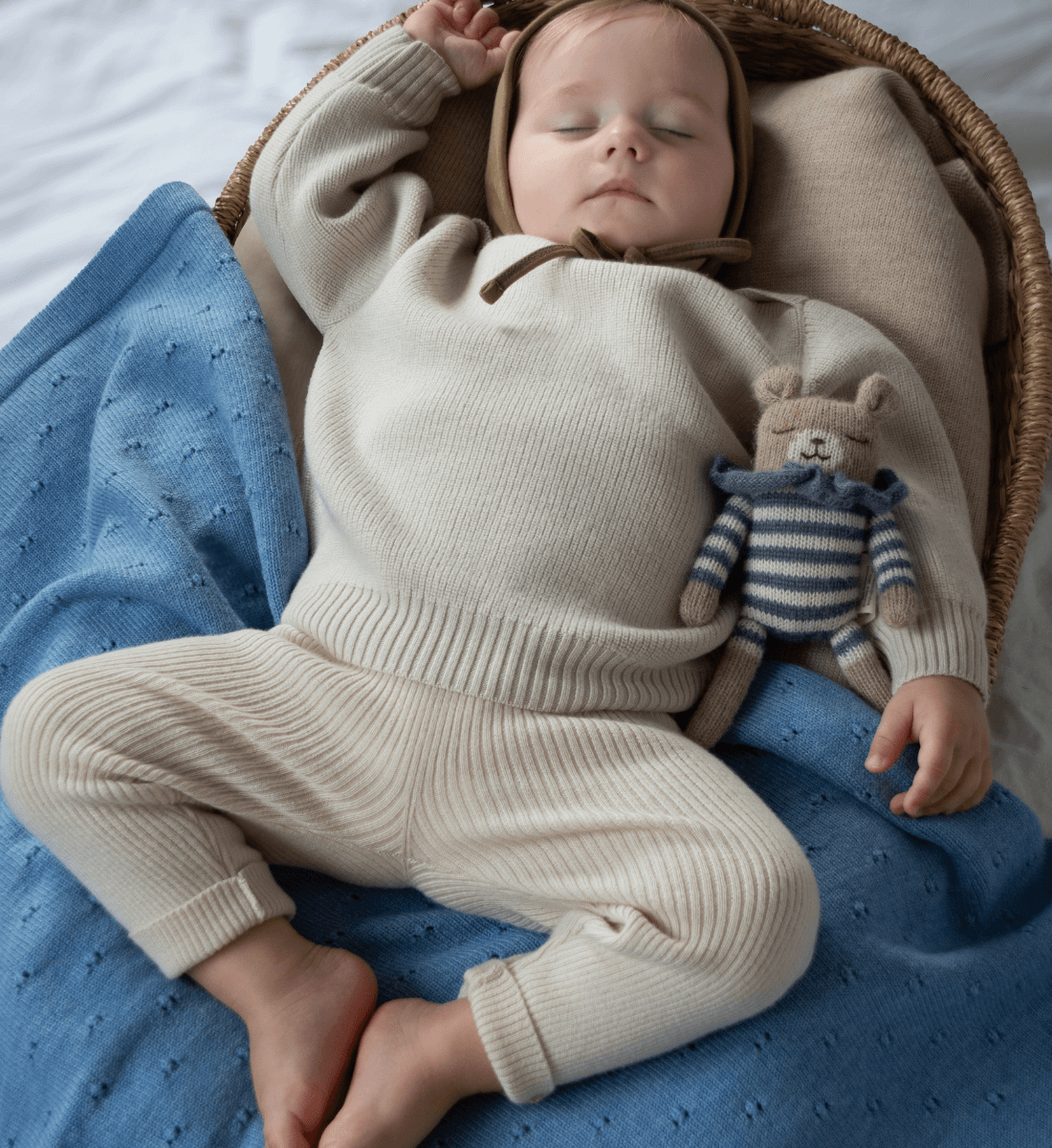 Babybekleidung und Babydecke aus Merinowolle Lil' Leo