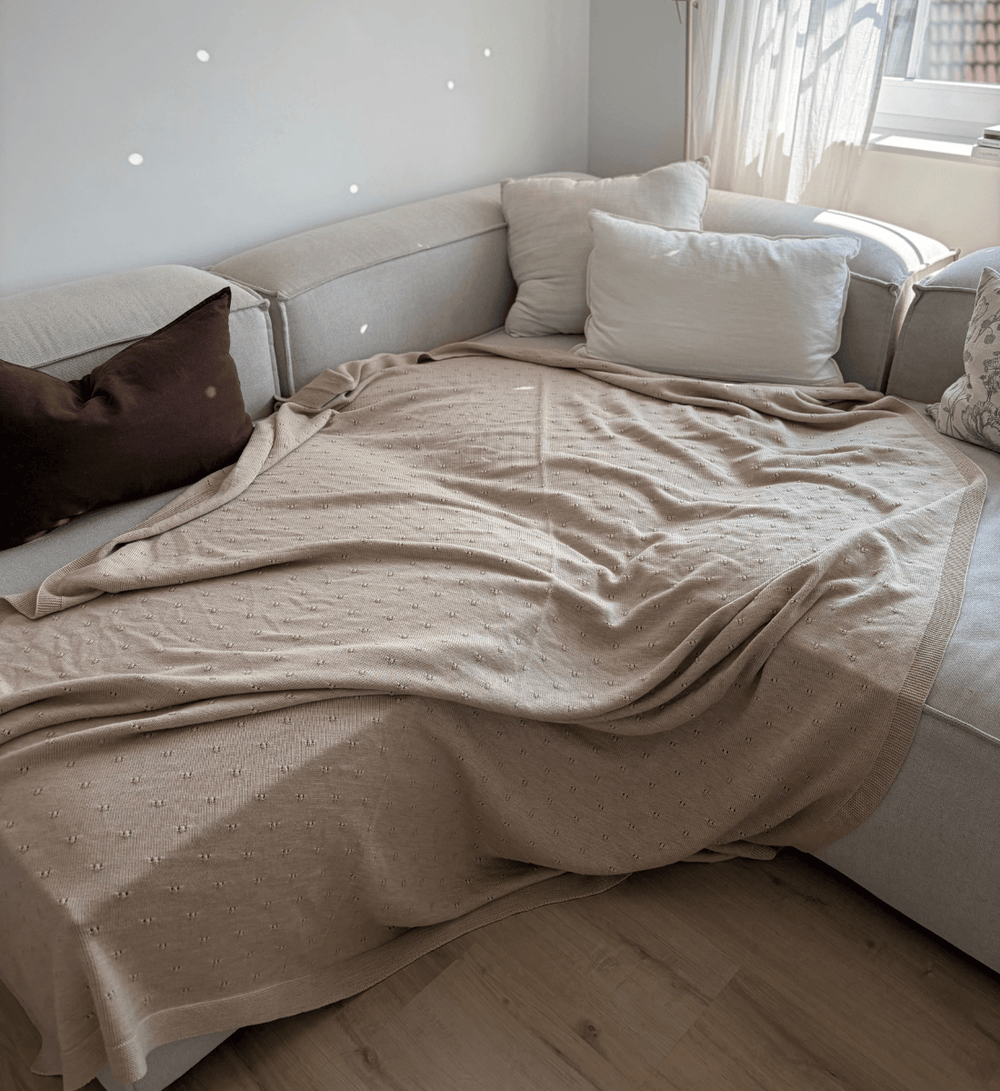 Family / XXL Decke 'Leo' in Sand mit Muster aus 100% Merinowolle