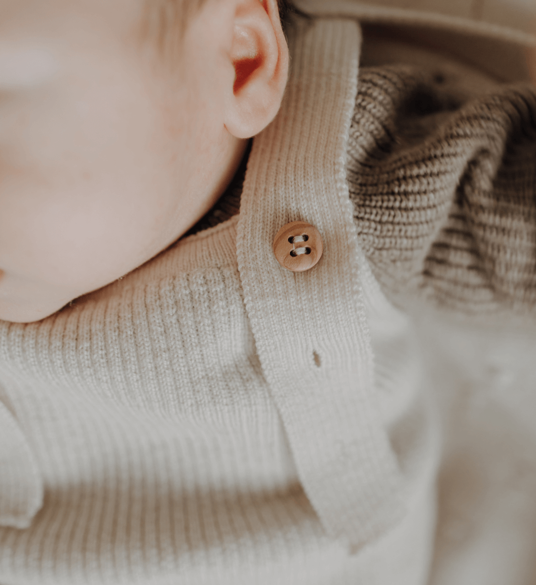 mitwachsende Latzhose aus Merinowolle Lil' Leo Babybekleidung