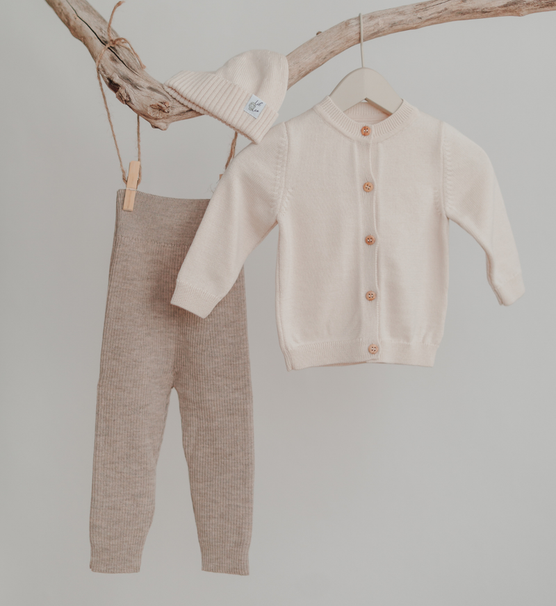 Bundle: Cardigan & Leggings