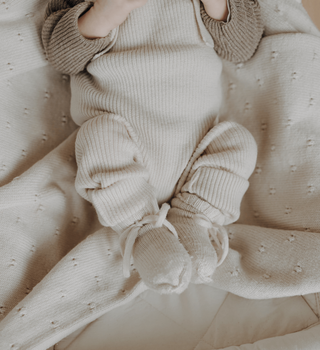 mitwachsende Latzhose aus Merinowolle Lil' Leo Babybekleidung