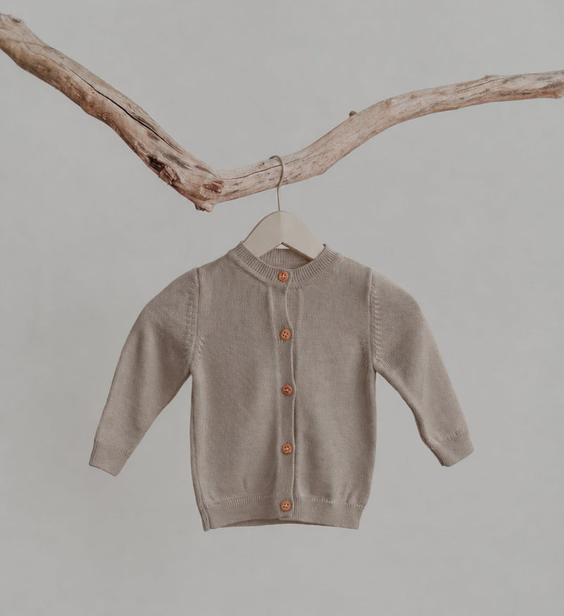 Vorbestellen KW46: Cardigan in Camel Melange aus 100% Merinowolle