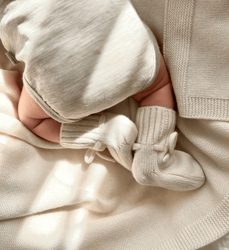 Bundle Deluxe: Babydecke & Babyschuhe
