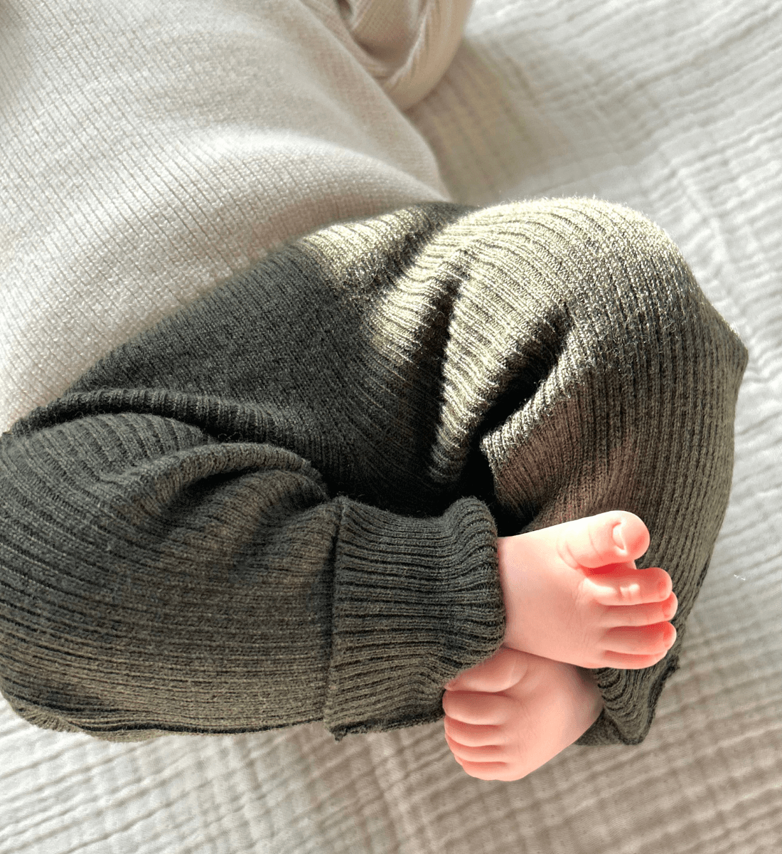 Leggings in Dunkelgrün aus 100% Merinowolle